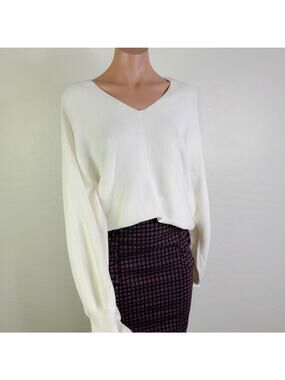 1 State V Neck Ribbed Knit Balloon Sleeve Pullover Sweater White Cream Large NWT